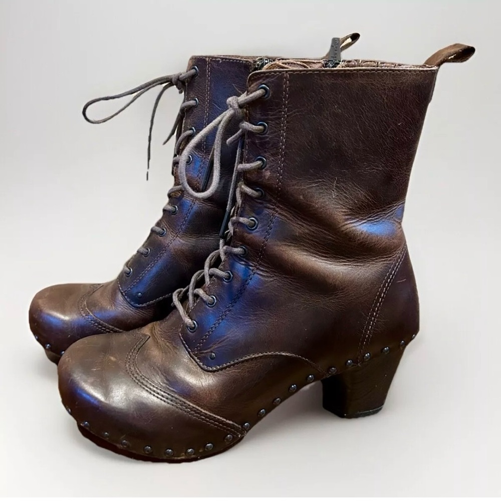DANSKO Boots 8.5/9 US EU 40 Brown Antiqued Studded Side Zip Block Heel Leather